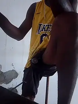 Snapshot of moreninho564 chatting on November 4, 2025, 12:31 pm moreninho564 online show from November 4, 2025, 12:31 pm