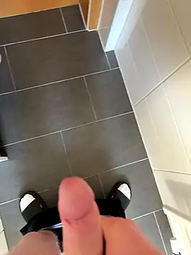 timtom19 online show from November 21, 2025, 1:21 pm