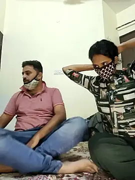 Snapshot of ITZ_GURU chatting on December 1, 2025, 2:40 pm ITZ GURU online show from December 1, 2025, 2:40 pm