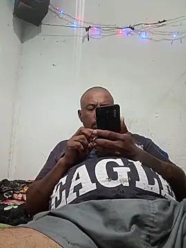 Snapshot of negrocomomisuerte chatting on December 20, 2025, 3:42 am negrocomomisuerte online show from December 20, 2025, 3:42 am