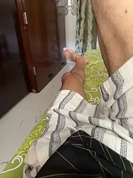 Snapshot of dicksize_9inch chatting on February 24, 2026, 8:37 am dicksize 9inch online show from February 24, 2026, 8:37 am