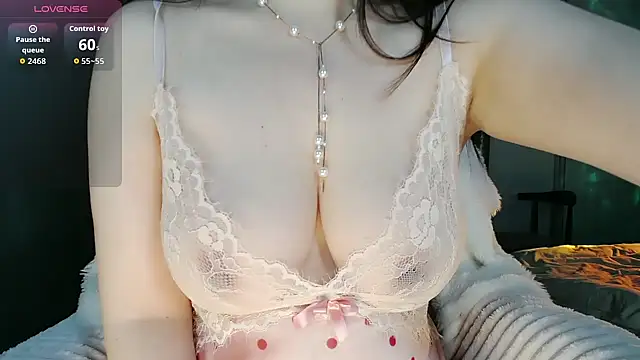 Snapshot of xxx719042 chatting on April 24, 2026, 10:39 am xxx719042 online show from April 24, 2026, 10:39 am