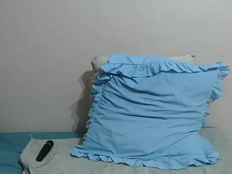 SexyLipss  online show from March 12, 2026, 1:44 am