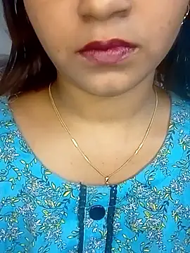 Neha533 online show from December 17, 2025, 10:48 pm