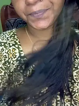 Snapshot of Neha533 chatting on July 13, 2026, 6:29 pm Neha533 online show from July 13, 2026, 6:29 pm