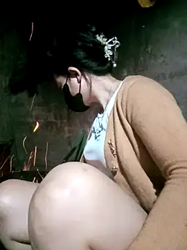 Mami xxx online show from December 4, 2025, 11:15 pm