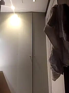 Snapshot of Angel23cm1 chatting on February 4, 2026, 2:01 pm Angel23cm1 online show from February 4, 2026, 2:01 pm