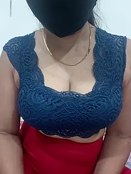 Snapshot of Aarti909090 chatting on July 14, 2026, 6:36 pm Aarti909090 online show from July 14, 2026, 6:36 pm