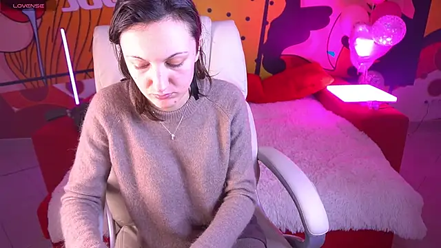 ZafiraMoonn online show from February 24, 2026, 2:29 pm