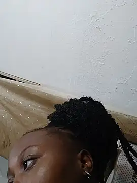 SweetSavage18 online show from July 2, 2026, 3:23 am