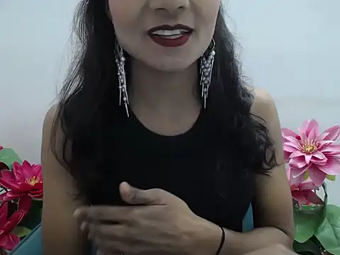 Snapshot of Sexy_Annii chatting on November 15, 2025, 9:35 am Sexy Annii online show from November 15, 2025, 9:35 am