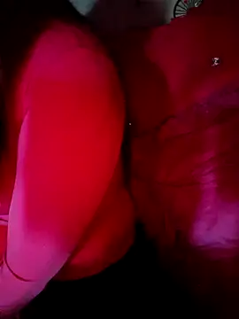 BeyeuCii99 online show from November 30, 2025, 12:33 am