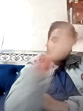 naughtyboyjii online show from December 4, 2025, 4:11 am