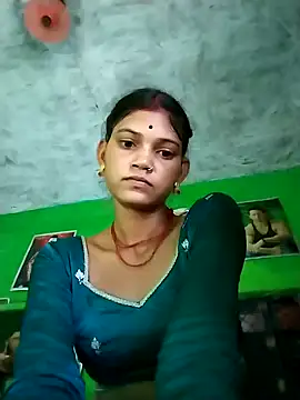 Snapshot of Jooli_cuty chatting on May 16, 2026, 1:26 am Jooli cuty online show from May 16, 2026, 1:26 am