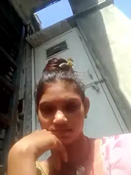 Jooli cuty online show from November 8, 2025, 6:28 am