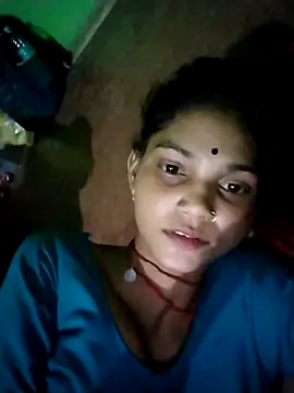 Snapshot of Jooli_cuty chatting on June 7, 2026, 6:35 pm Jooli cuty online show from June 7, 2026, 6:35 pm