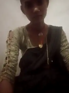 Jooli cuty online show from December 15, 2025, 10:43 am