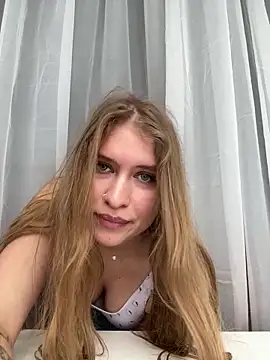 Eva Renny online show from November 5, 2025, 6:38 am