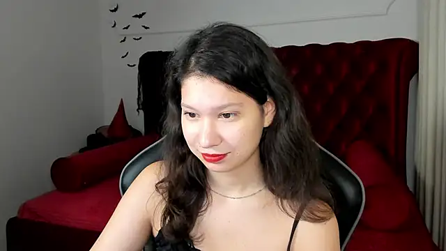 Snapshot of SaraDenars chatting on November 6, 2025, 6:28 am SaraDenars online show from November 6, 2025, 6:28 am