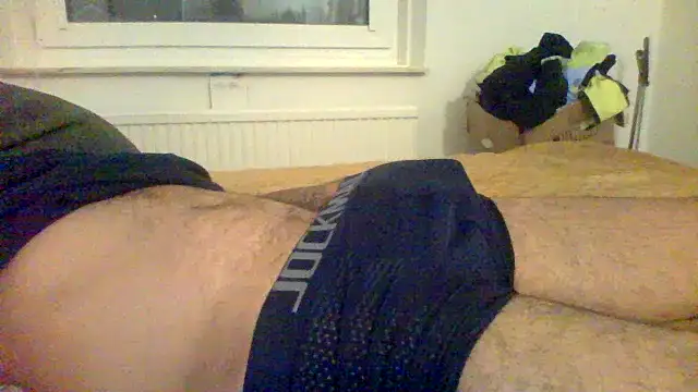 Snapshot of Camiin20 chatting on February 7, 2026, 1:02 am Camiin20 online show from February 7, 2026, 1:02 am