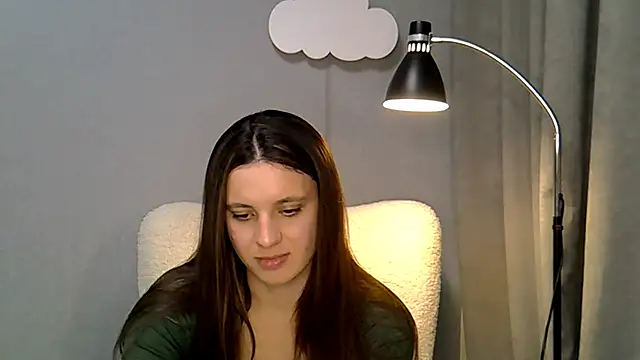 Snapshot of KiraHoney chatting on July 16, 2026, 7:55 pm KiraHoney online show from July 16, 2026, 7:55 pm