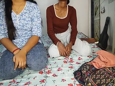 MUNI  MUSKAN online show from November 3, 2025, 12:31 pm