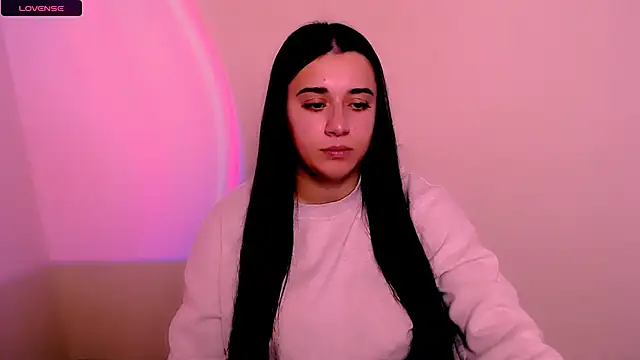 AlinaDoll  online show from November 25, 2025, 8:25 am