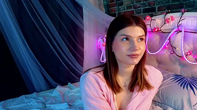 WilmaJohnson online show from March 11, 2026, 7:13 am