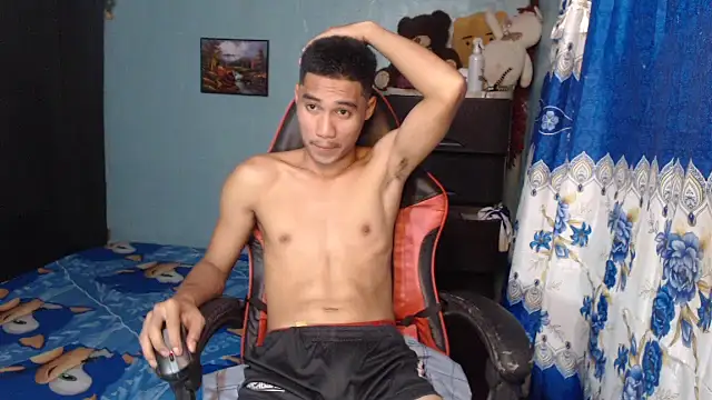 Snapshot of mrsexyteens chatting on January 17, 2026, 1:04 pm mrsexyteens online show from January 17, 2026, 1:04 pm