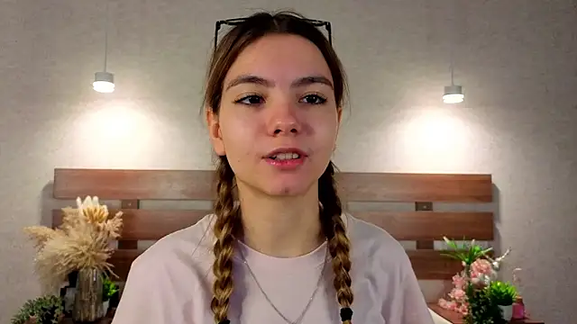 MargieDavidson online show from February 2, 2026, 8:35 am