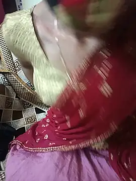 Snapshot of Tamil_White_Rose chatting on July 2, 2026, 5:30 pm Tamil White Rose online show from July 2, 2026, 5:30 pm