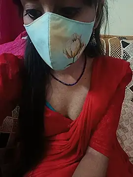 Snapshot of Tamil_White_Rose chatting on August 1, 2026, 5:44 pm Tamil White Rose online show from August 1, 2026, 5:44 pm