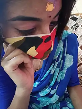 Snapshot of Tamil_White_Rose chatting on July 12, 2026, 11:22 am Tamil White Rose online show from July 12, 2026, 11:22 am