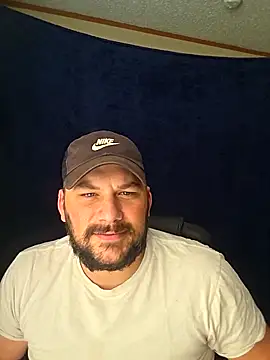 Snapshot of SmokinNstrokin chatting on November 4, 2025, 1:59 pm SmokinNstrokin online show from November 4, 2025, 1:59 pm