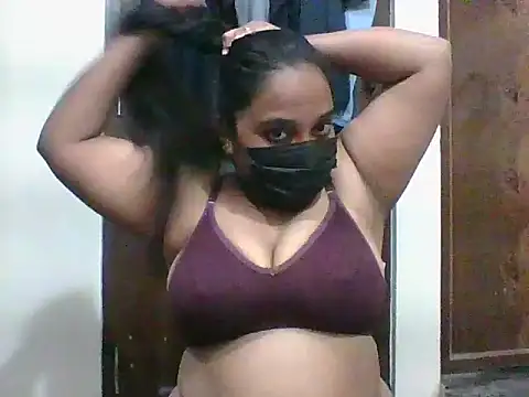 Snapshot of Mathi_cam chatting on January 5, 2026, 5:27 pm Mathi cam online show from January 5, 2026, 5:27 pm