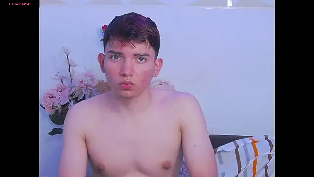 Oliver paris online show from November 29, 2025, 5:51 am