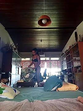 Snapshot of TransKylieX chatting on November 10, 2025, 6:35 pm TransKylieX online show from November 10, 2025, 6:35 pm