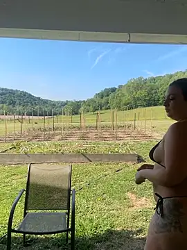 thickfarmtwat online show from May 19, 2026, 1:51 pm