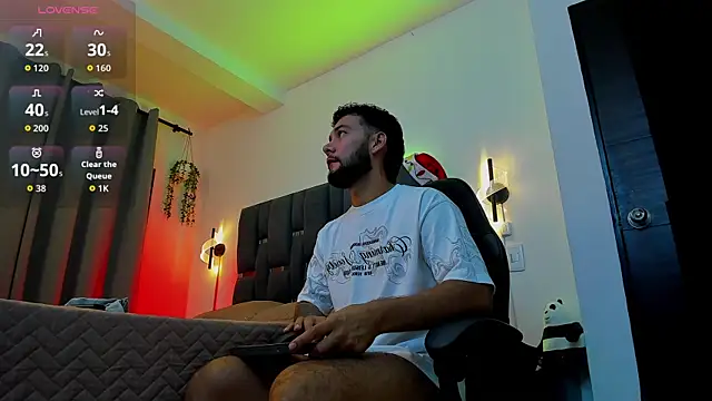 Snapshot of noah_corvelle chatting on December 20, 2025, 2:25 am noah corvelle online show from December 20, 2025, 2:25 am