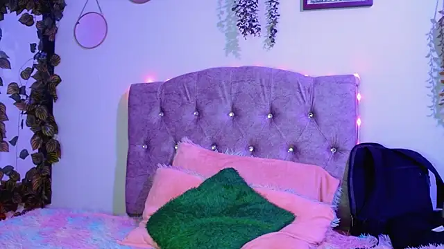 valkiry  online show from April 16, 2026, 9:39 pm