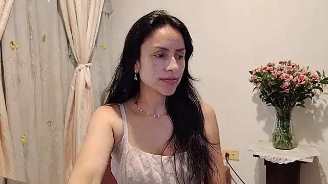 Snapshot of Bella_Exhibition chatting on February 4, 2026, 6:58 pm Bella Exhibition online show from February 4, 2026, 6:58 pm