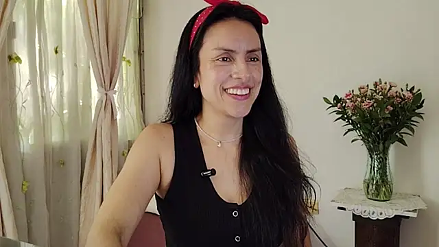 Snapshot of Bella_Exhibition chatting on February 7, 2026, 9:01 pm Bella Exhibition online show from February 7, 2026, 9:01 pm