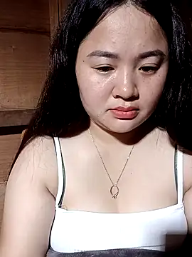 Bee-bgolden online show from November 11, 2025, 2:01 pm