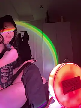 Snapshot of zowi101 chatting on January 10, 2026, 10:27 pm zowi101 online show from January 10, 2026, 10:27 pm