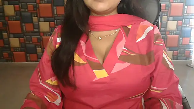 Snapshot of Yanshi55 chatting on February 13, 2026, 6:35 am Yanshi55 online show from February 13, 2026, 6:35 am