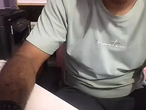 KingCobra 07 online show from June 5, 2026, 2:49 am