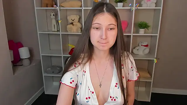 Ella Burns online show from May 4, 2026, 1:20 am