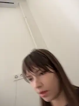 Lissssssa online show from February 18, 2026, 9:28 am