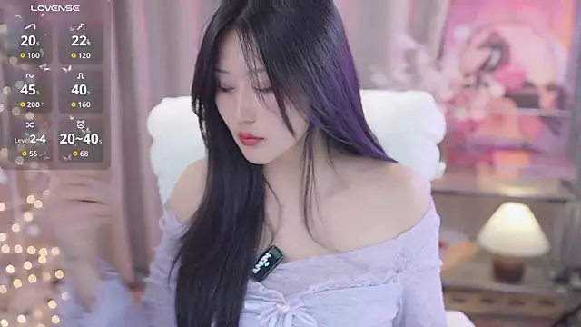 Snapshot of Cherry_lovely chatting on November 4, 2025, 12:53 pm Cherry lovely online show from November 4, 2025, 12:53 pm