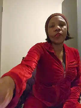 Snapshot of Mommy_Sienna chatting on June 11, 2026, 7:11 pm Mommy Sienna online show from June 11, 2026, 7:11 pm